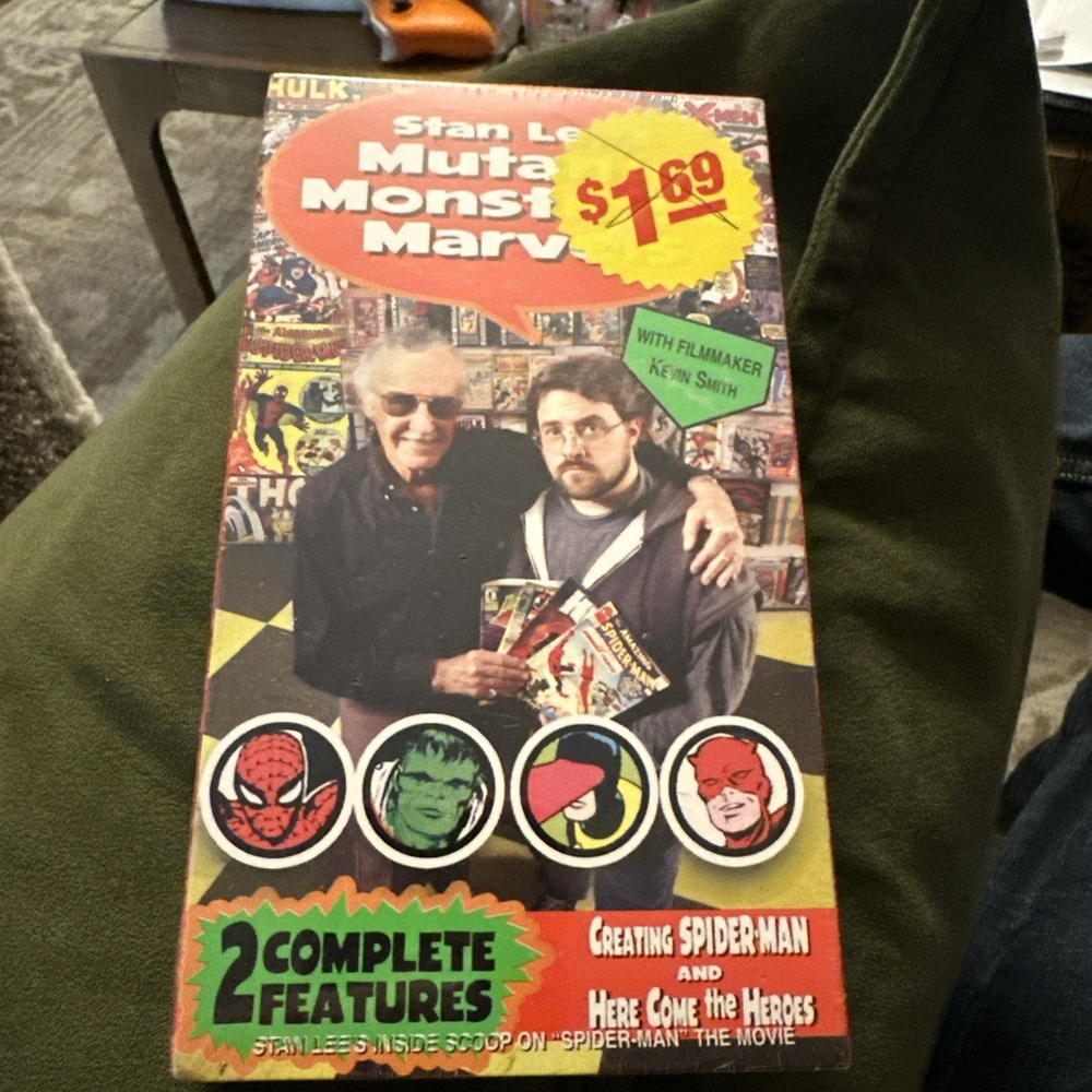 Stan Lee Mutants Monsters & Marvels VHS Marvel Kevin Smith Sony 0043396100305